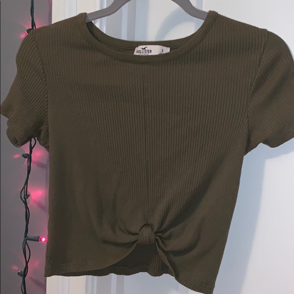 Hollister Knot T-shirt